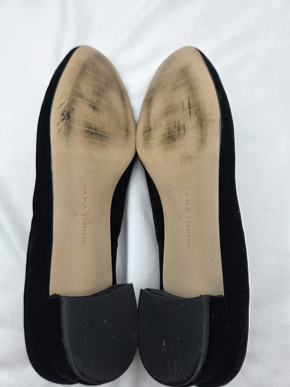 Zara Trafaluc Black Velvet Pearl Bee Embellished Ballet Flats EU 39